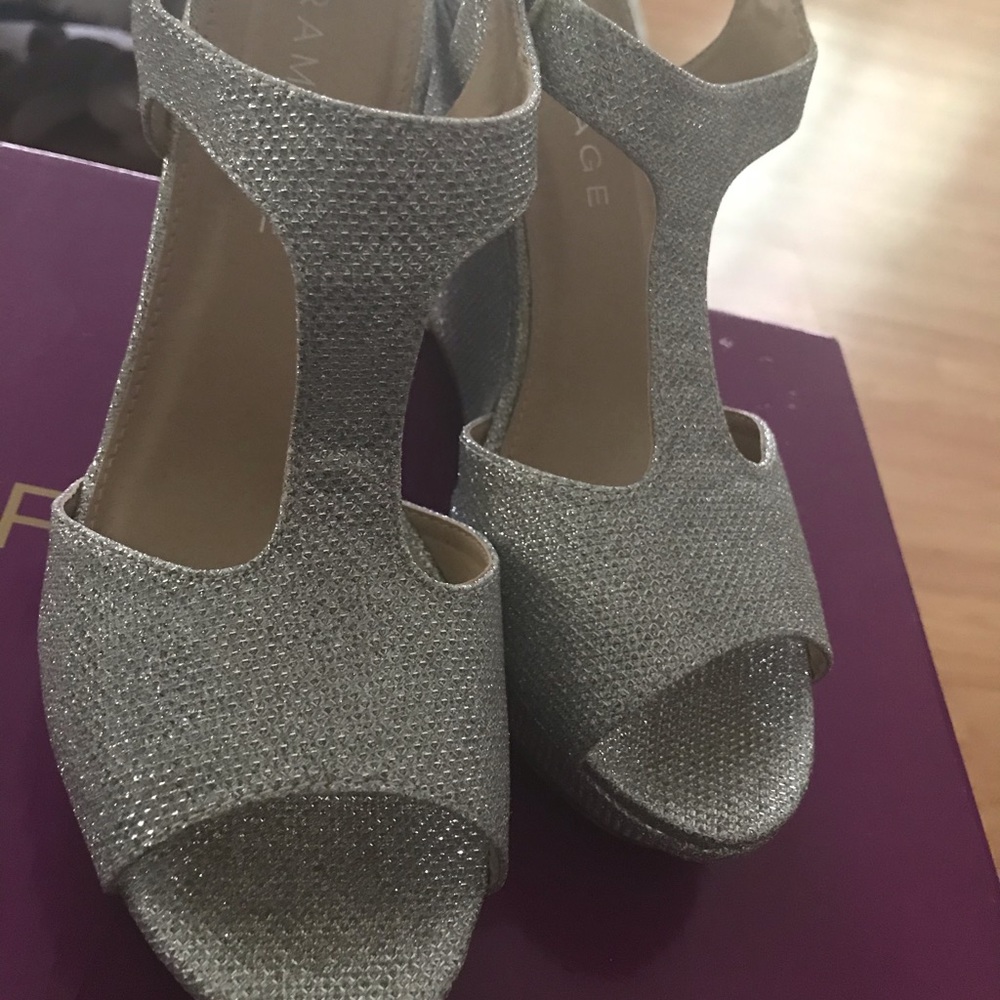 silver wedges